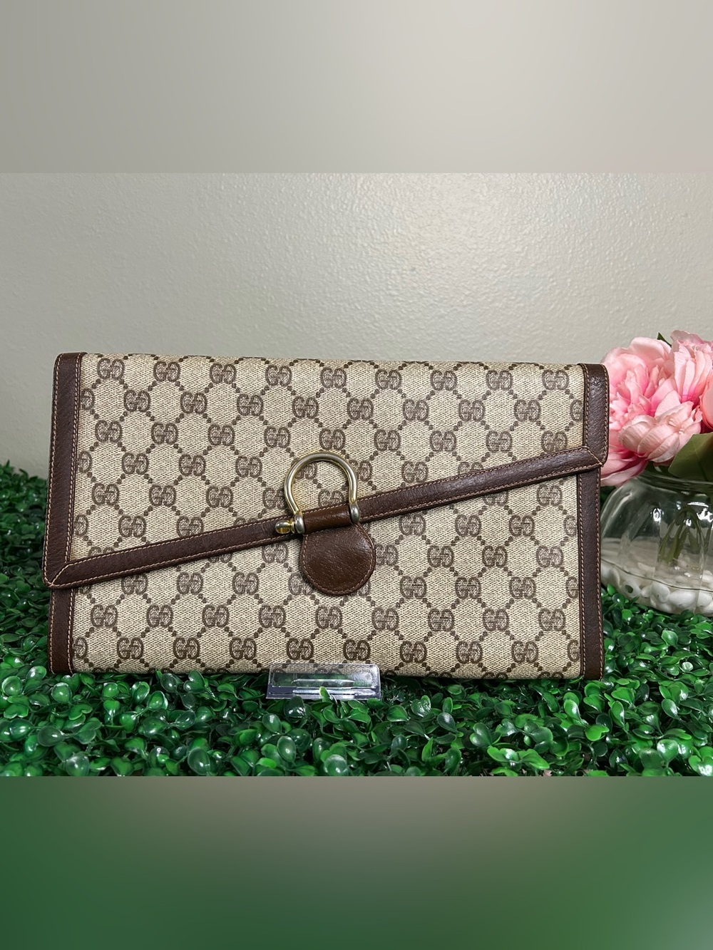 Vintage Gucci GG Supreme Monogram Horsebit Envelope Clutch Brown Beige